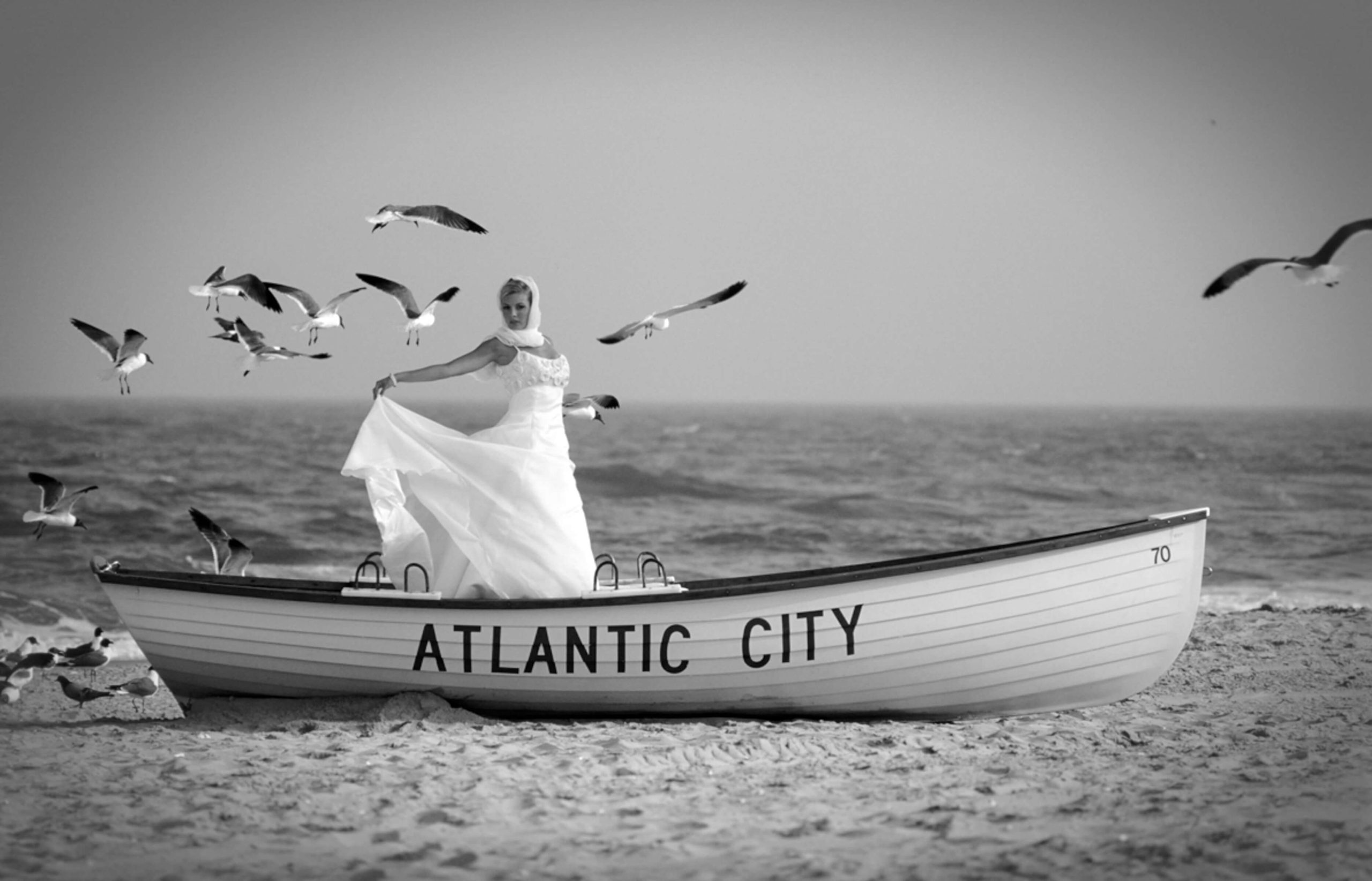 bride in atlantic city canoe
