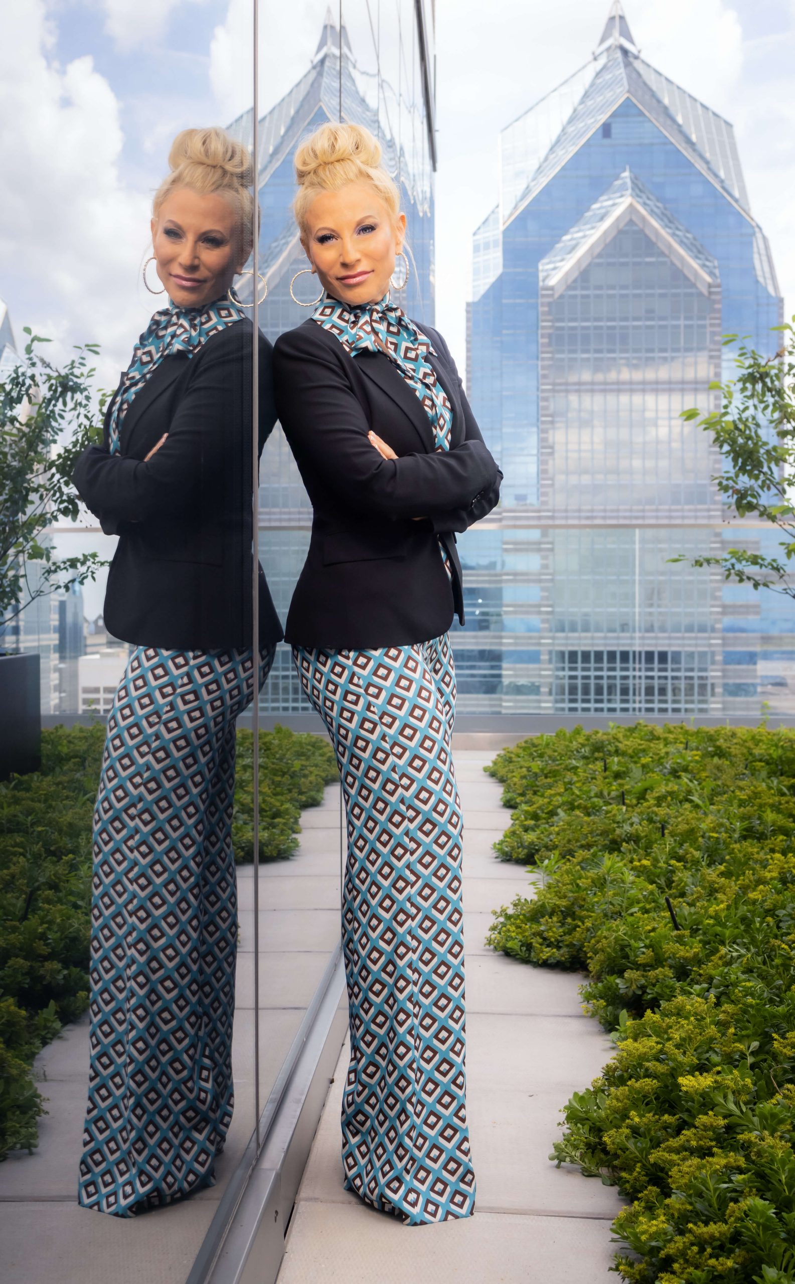 woman in garden with william penn mosaic
