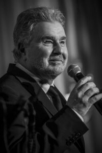 steve tyrell singing at a wedding