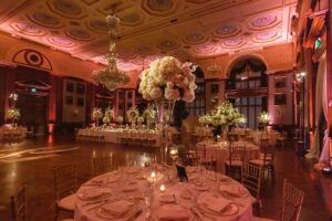 floral wedding table decor at union league