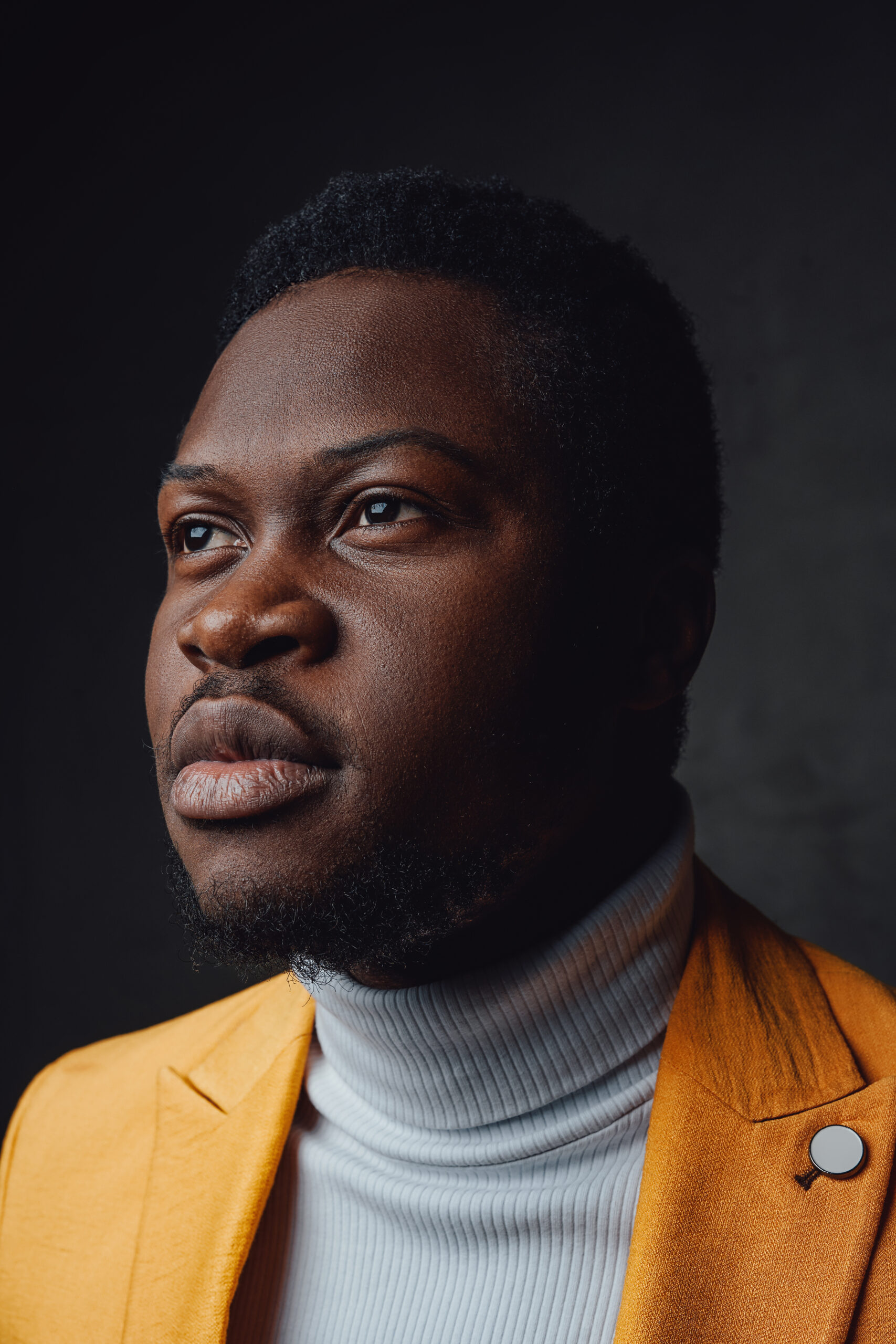 10 Ways to Feel More Comfortable During Headshot Photography