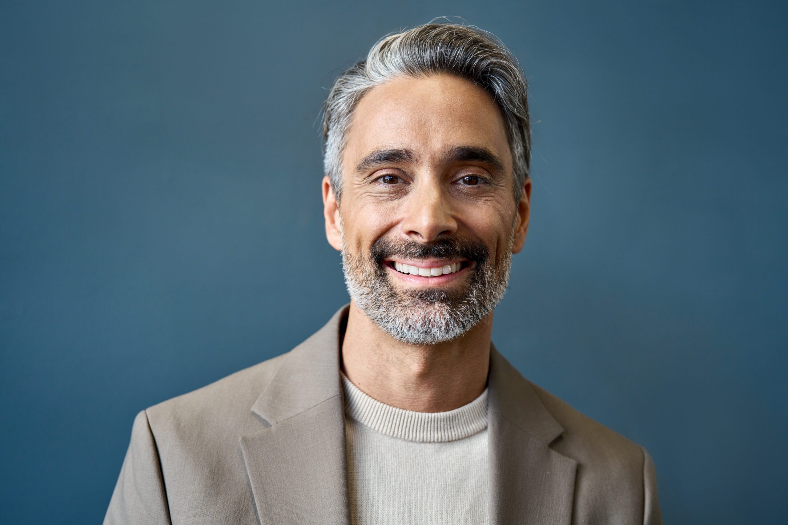 10 Ways to Feel More Comfortable During Headshot Photography