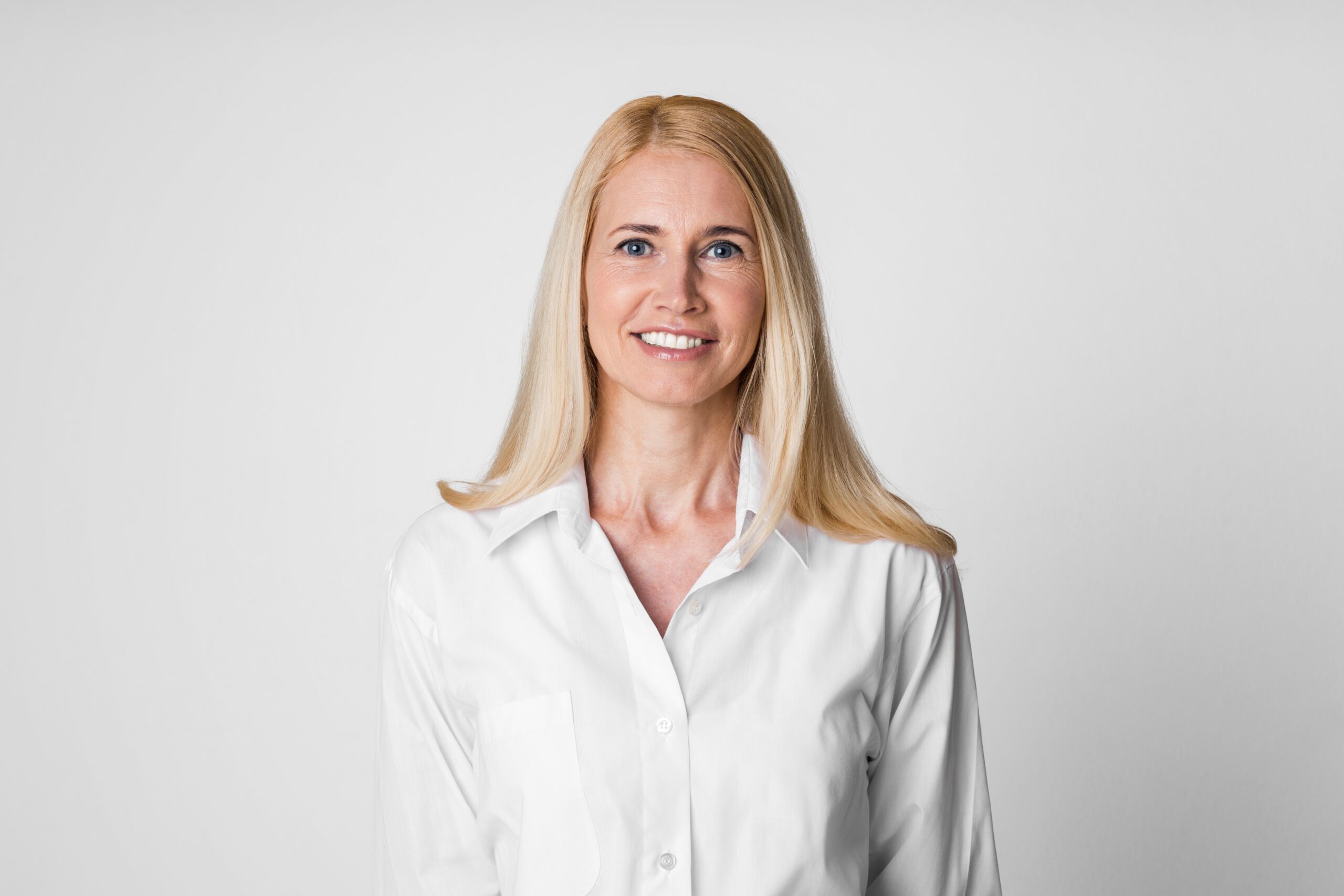 10 Ways to Feel More Comfortable During Headshot Photography